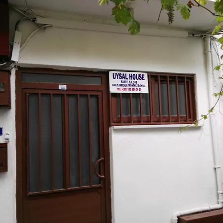 Uysal And Loft Seaside Lägenhet