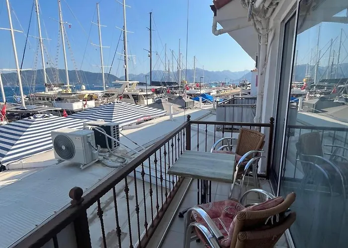 Lägenhet Uysal And Loft Seaside *