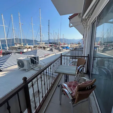 公寓 Uysal And Loft Seaside *