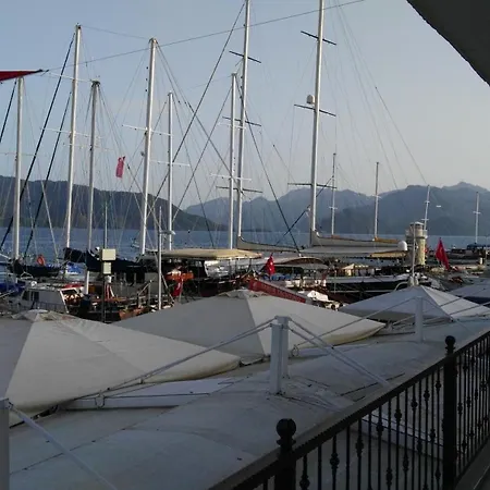 公寓 Uysal And Loft Seaside *