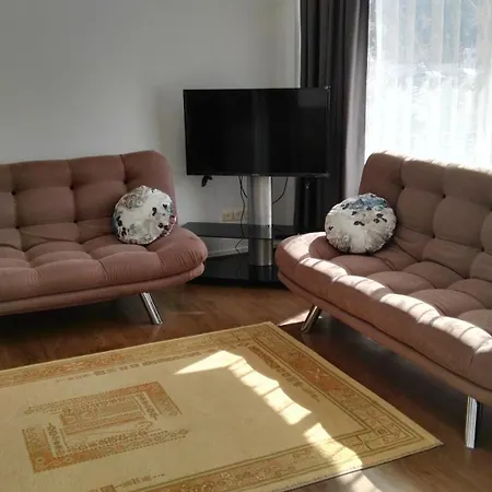 Uysal And Loft Seaside דירה