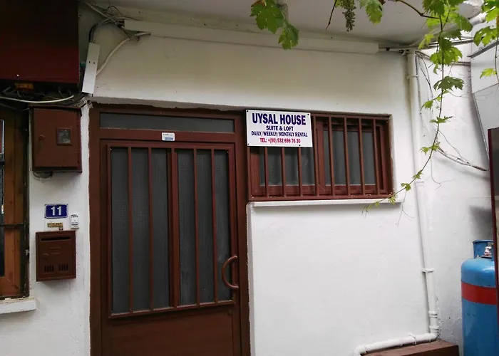 Uysal And Loft Seaside Daire