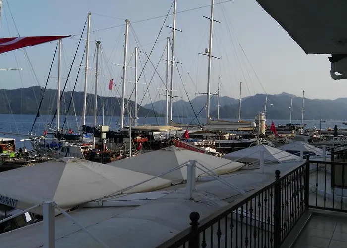 公寓 Uysal And Loft Seaside *